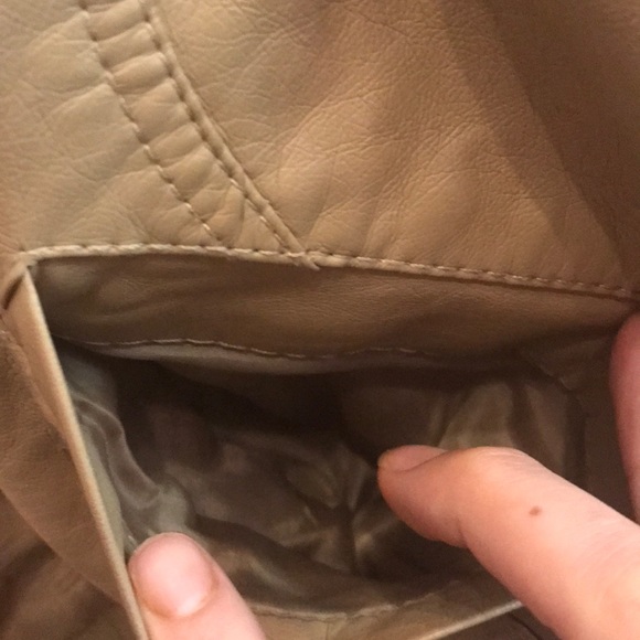 Leather jacket - Picture 3 of 6